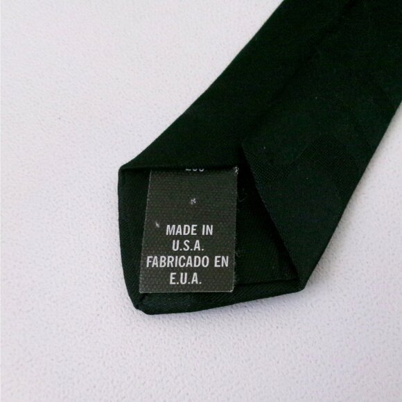 Vintage Hallmark Halloween Men's Tie Mummies NovelTies Spooky Necktie - Picture 6 of 6